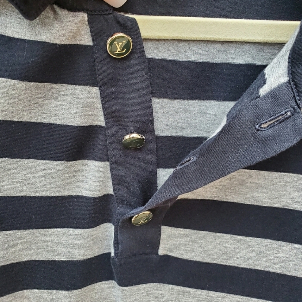 Louis Vuitton Polo - Picture 3 of 4